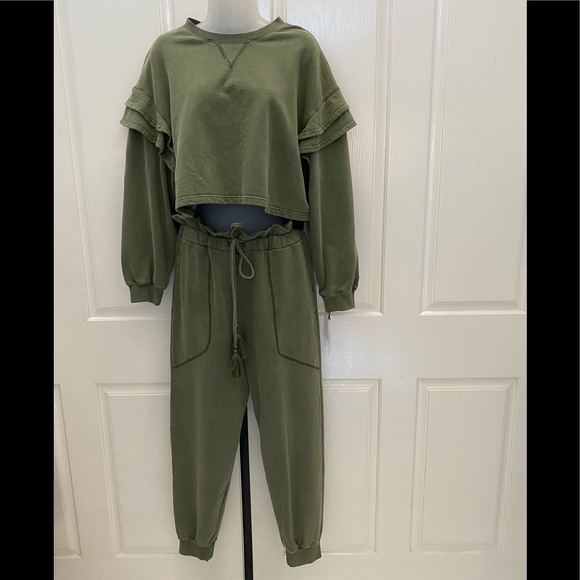 NEW wTag-7 For All MANKIND Green Top/Jogger Set M - Picture 2 of 4